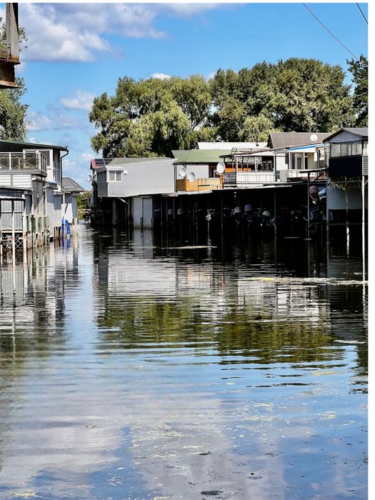 Продається місце -ділянка з будиночком на причалі #55,  Дахнівка