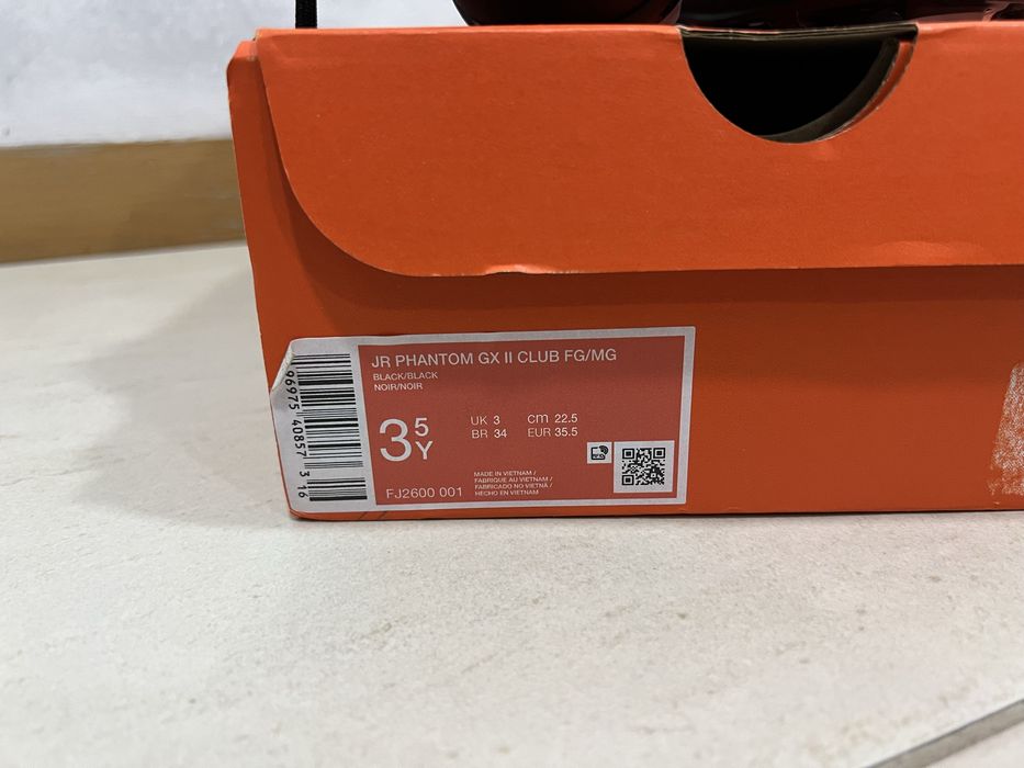 Chuteiras Nike pretas