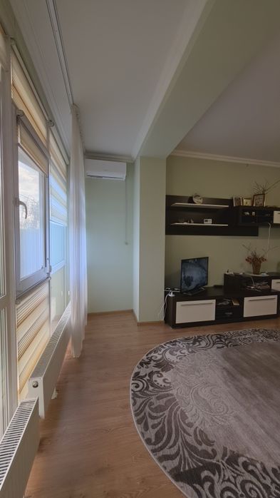 Однокімнатна новобудова на Полєтаєва