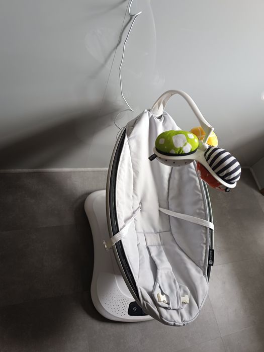 4 moms - Mamaroo 4 model 1037