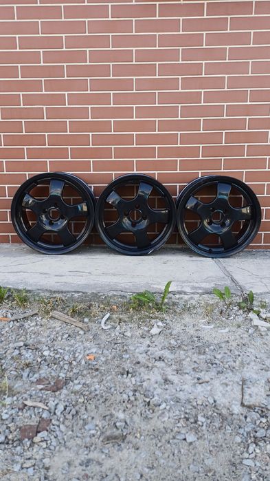 Продам легкосплавні диски R16 4/100 - 3 шт.  800 грн./шт.Договірна.