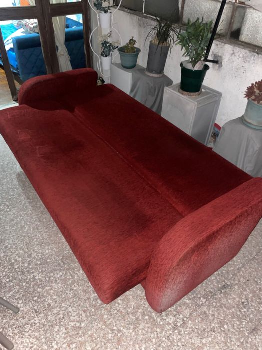 Red Sofa Bed436635920531476484