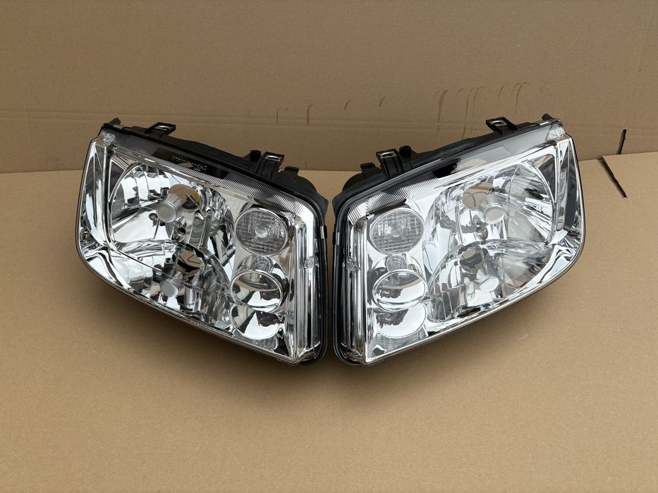 VW BORA 98-05 lampa reflektor lewa + prawa nowe H4