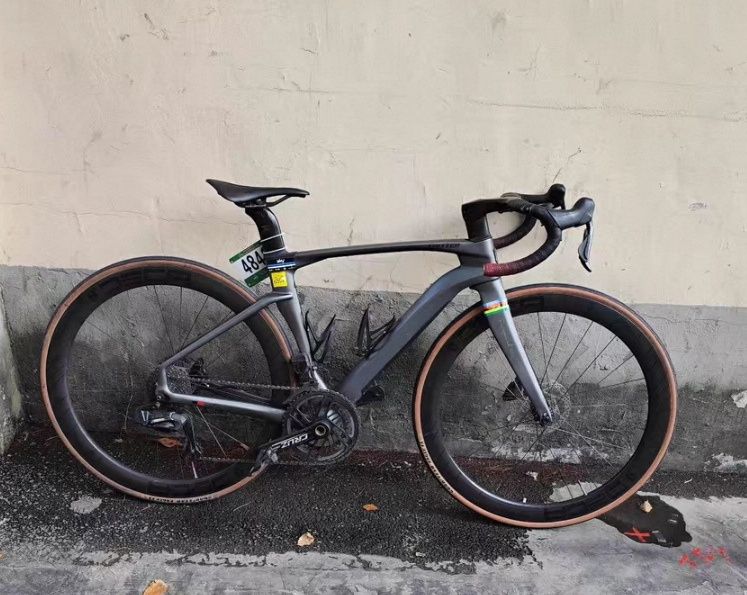 Продається рама Twitcher!