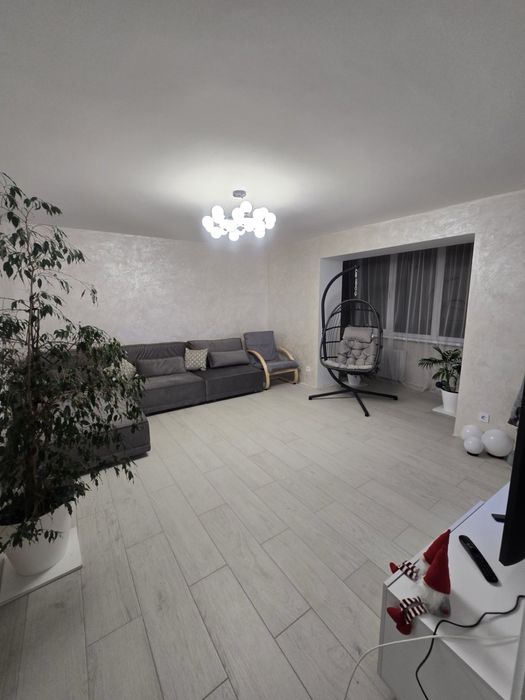 Продаж 3 кімнатноі квартири в м.Тараща