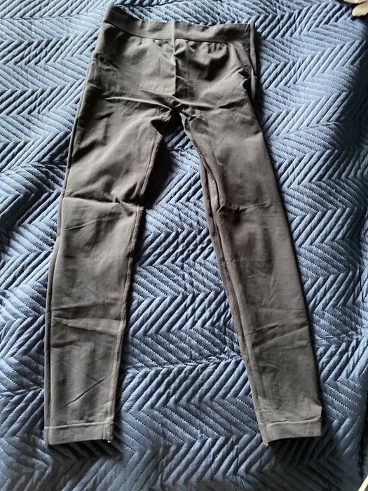 Leginsy grafitowe damskie