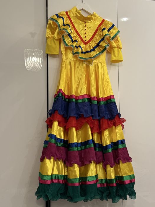 Яскраве святкове / народне Плаття на свято для дівчинки