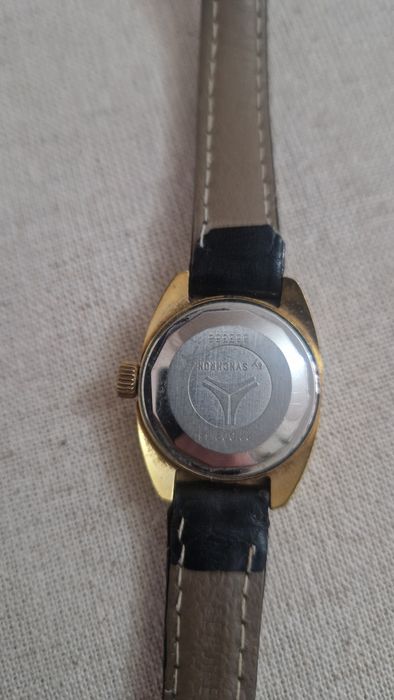 Relógio Cyma senhora banhado a ouro