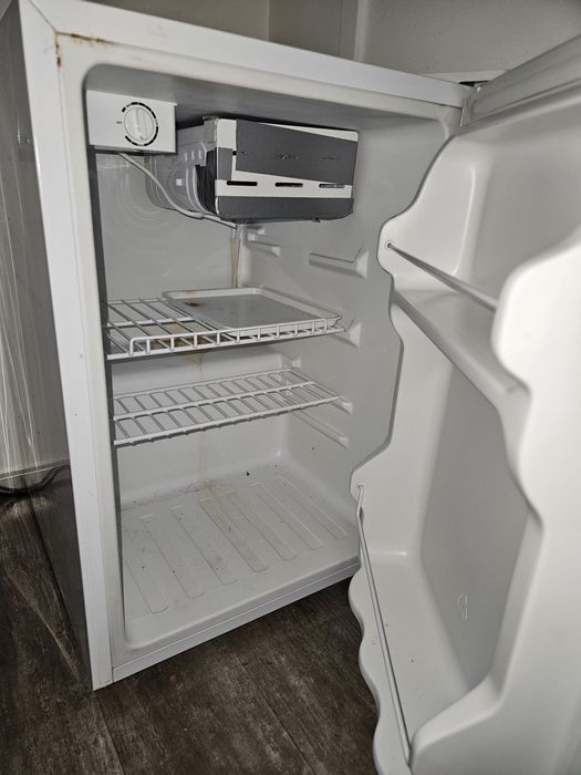 Lote material electrónico