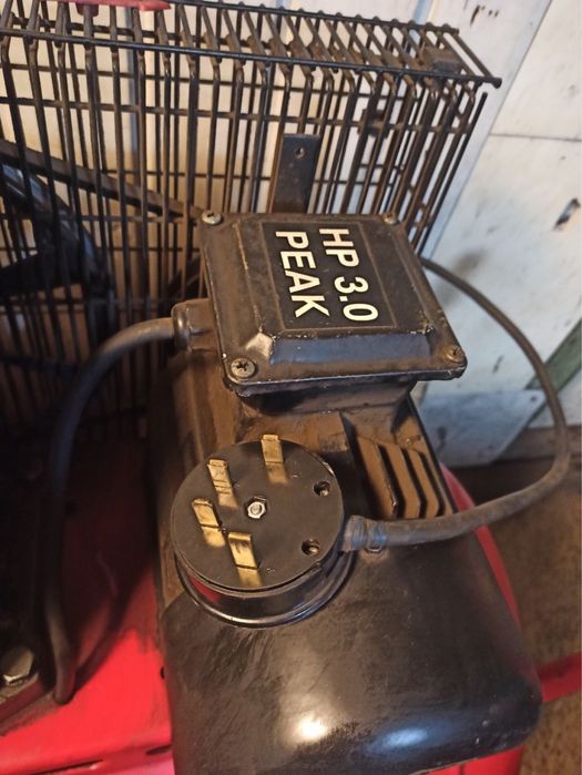 Компресор Fiag Італія, 380В, 100 літрів