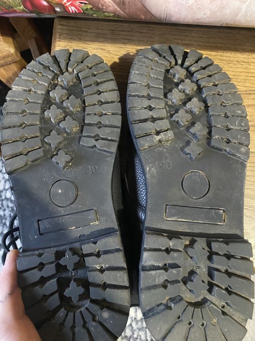 Продам зімові черевикі,(берци)