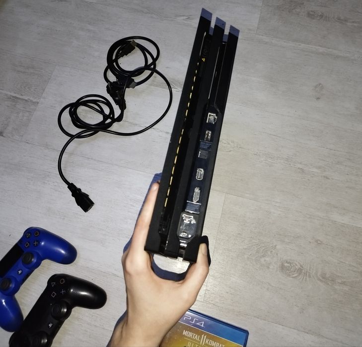 Playstation 4 PRO / ПС 4 про