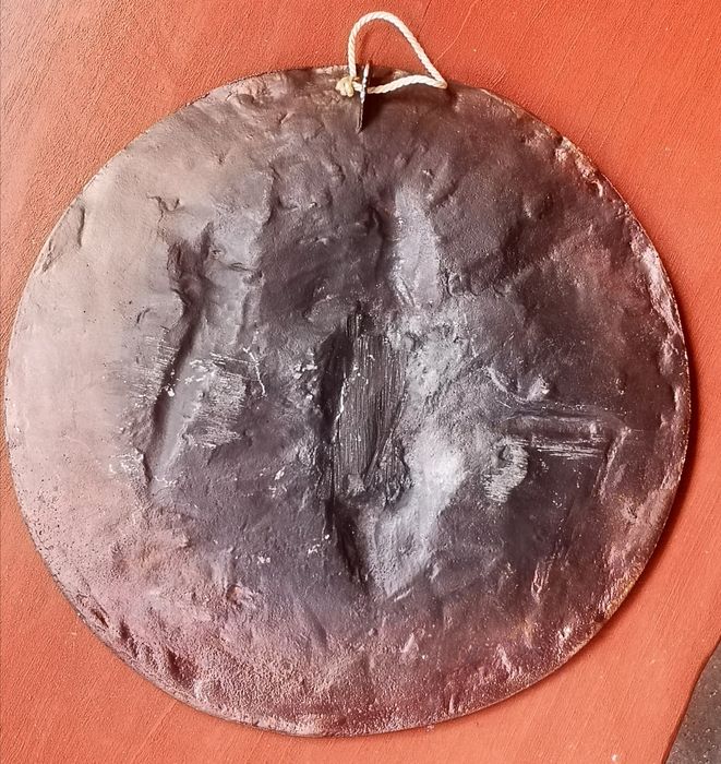 Talerz medalion z brązu