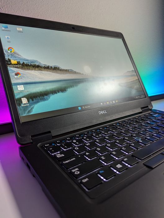 (Jak nowy, Mocna bateria) Dell Latitude 7390 14 /i5/8x3,6GHz/16GB DDR4