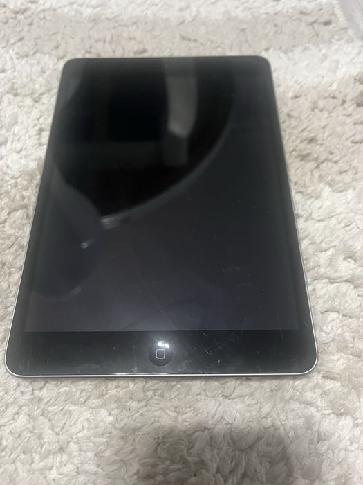 Sprzedam ipad’a mini