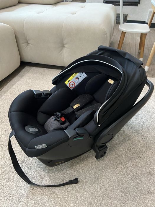 Автокрісло chicco kory