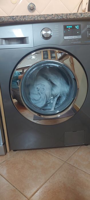 Máquina de lavar roupa