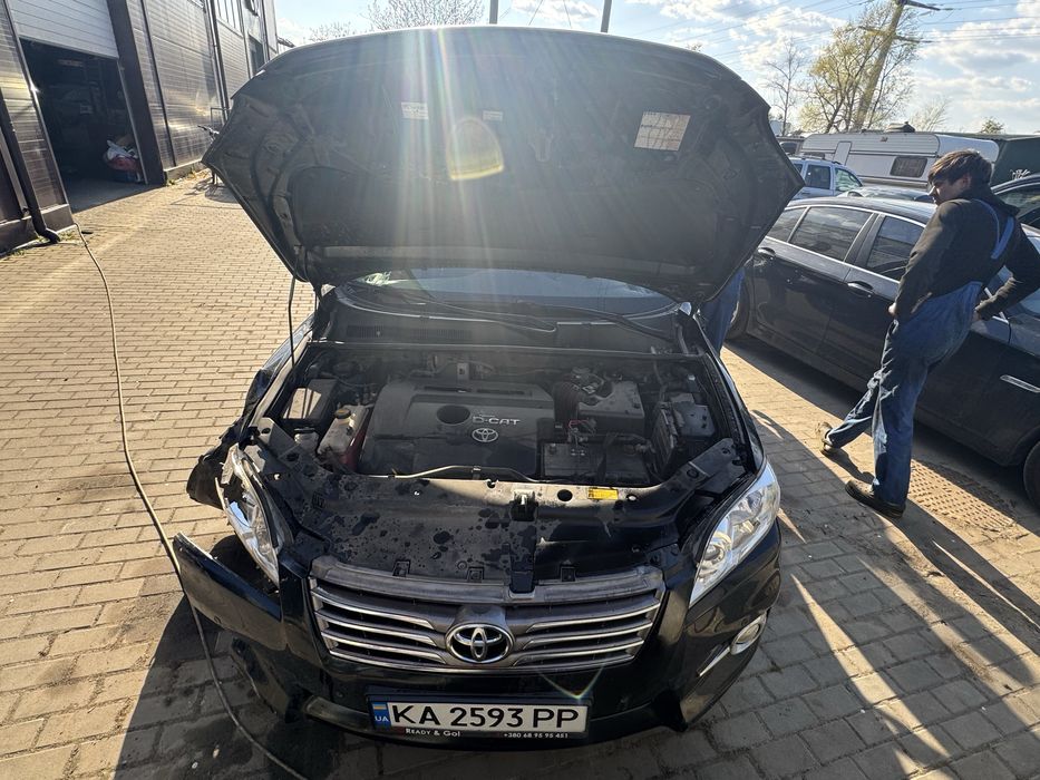 Toyota RAV 4 2010р. 2.2 дизель