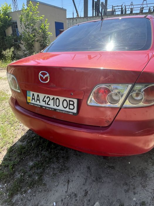 Mazda 6.