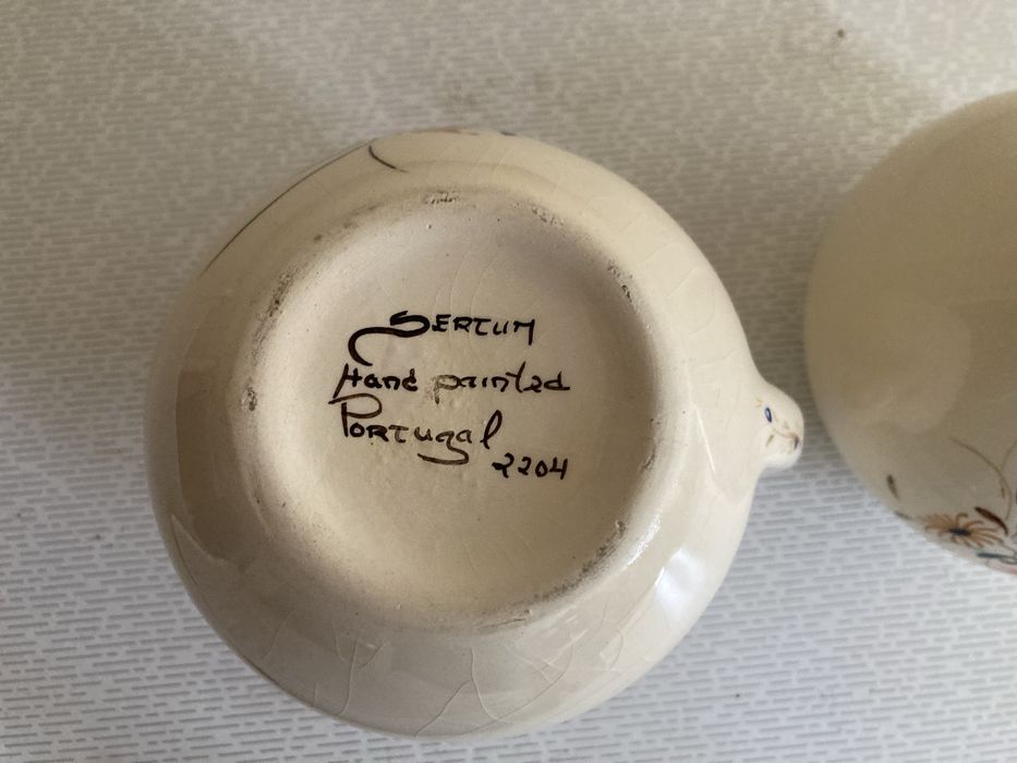 Jarras pintadas à mão