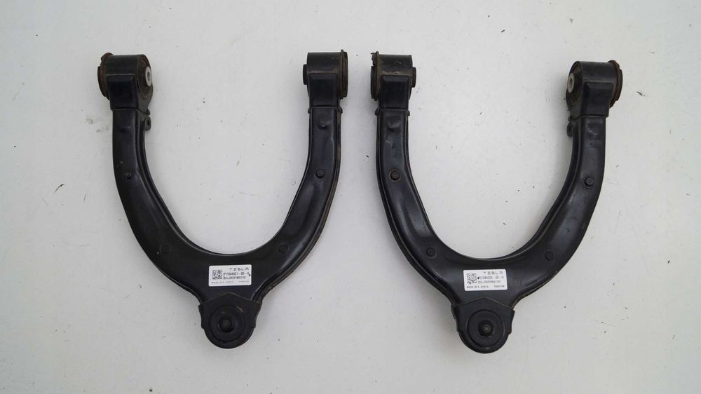TESLA MODEL Y - ричаг верхній передній лівий/правий дорест рест