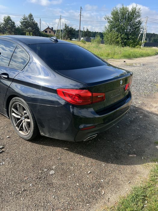 Bmw g30 520d розборка  Запчастини капот крило фари мотор