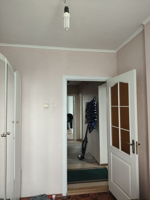 Будинок, гараж, земельна ділянка 10 соток