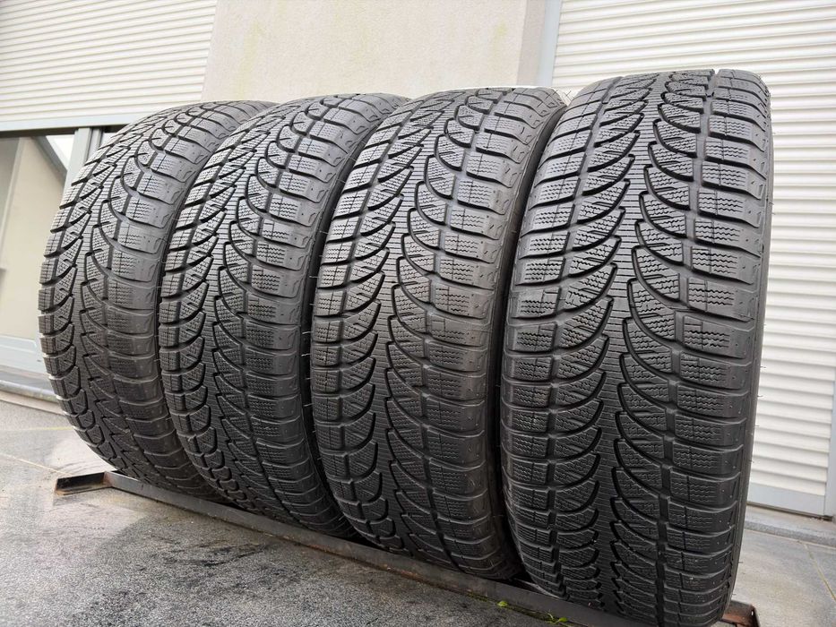 x4 zima 235/60R18 Bridgestone 7,8mm 2022r POLEASINGOWE bdb stan Z9002