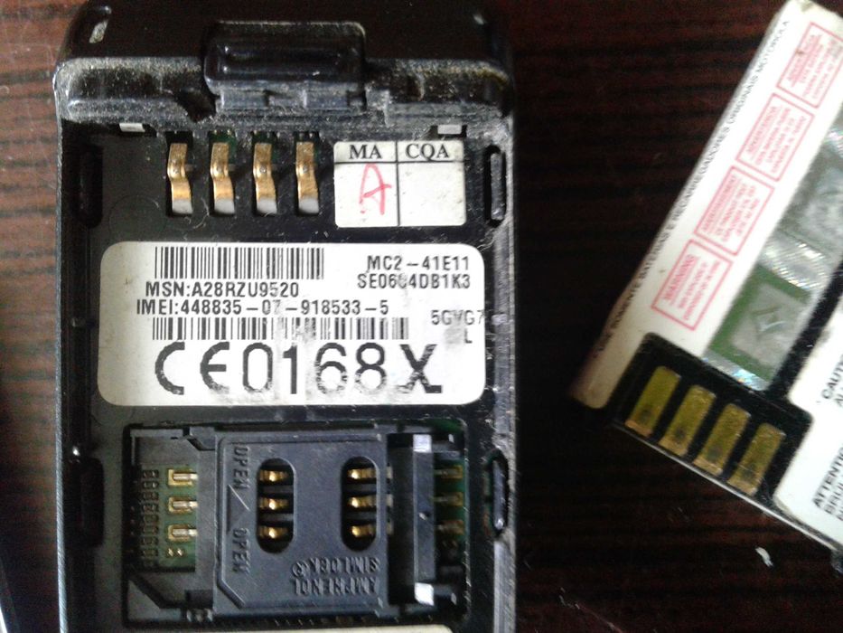 Acessórios e telemóvel VINTAGE Motorola V3688