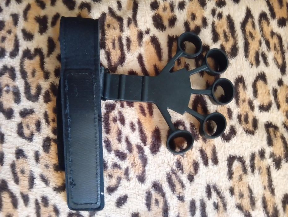 Kit Fitness Mãos e Antebraço – Hand Grip + Exercitador de Dedos