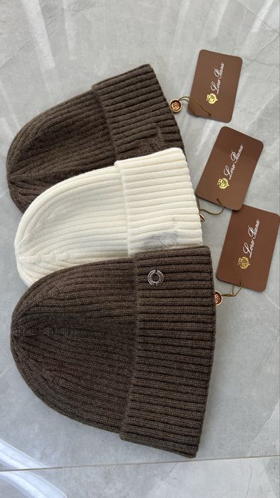 Шапка жіноча Loro Piana