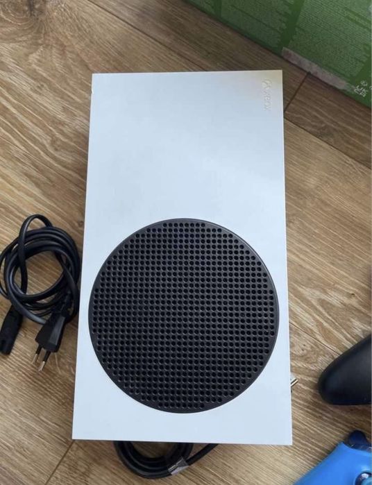 Konsola Xbox Series S + 2 Pady + Gry + Fortnite Roblox Forza Minecraft GTA