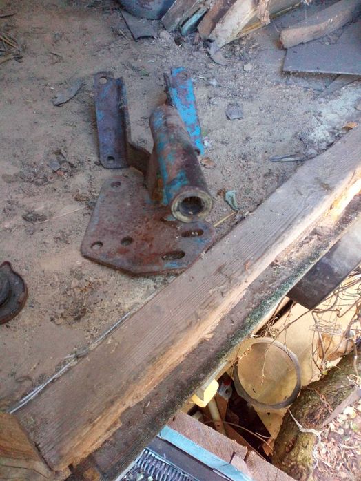 Кронштейн рульової т 40