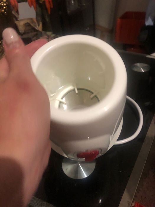 Підігрівав пляшечки