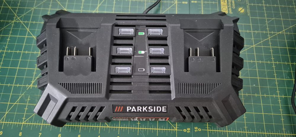 Carregador parkside duplo de 8ah