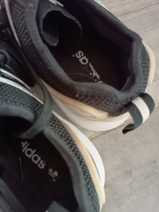 Buty sportowe adidas