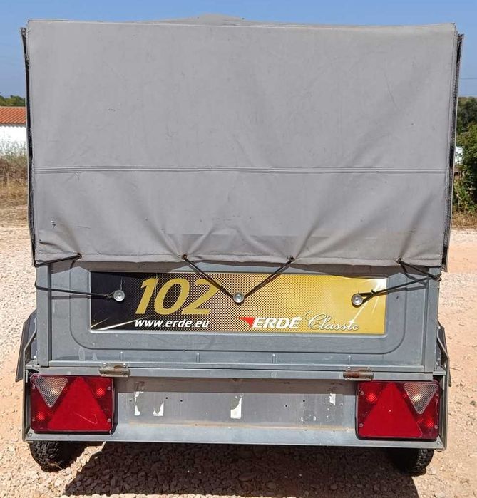 Reboque de carga básico Erdé 102