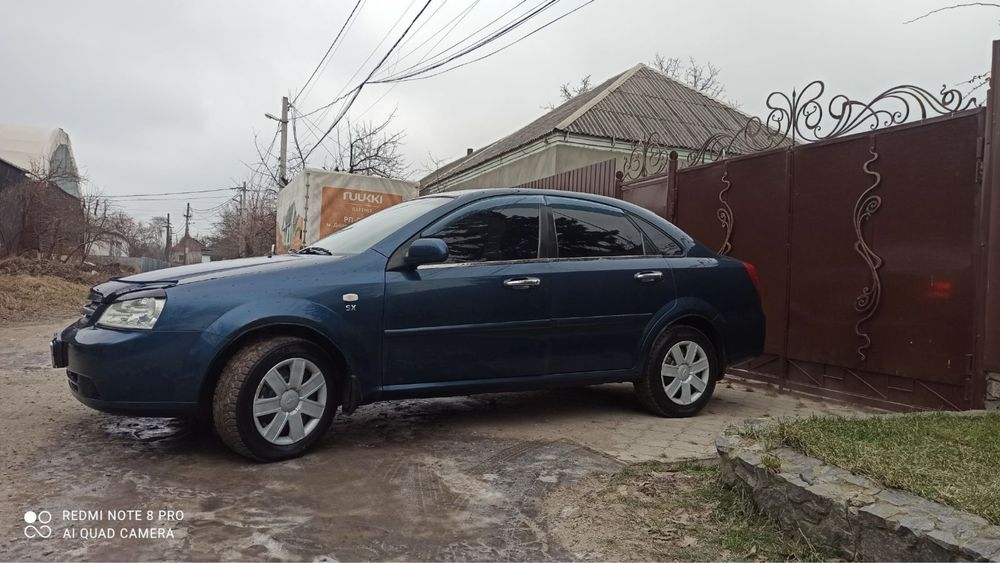 Продам лачетти 1,8