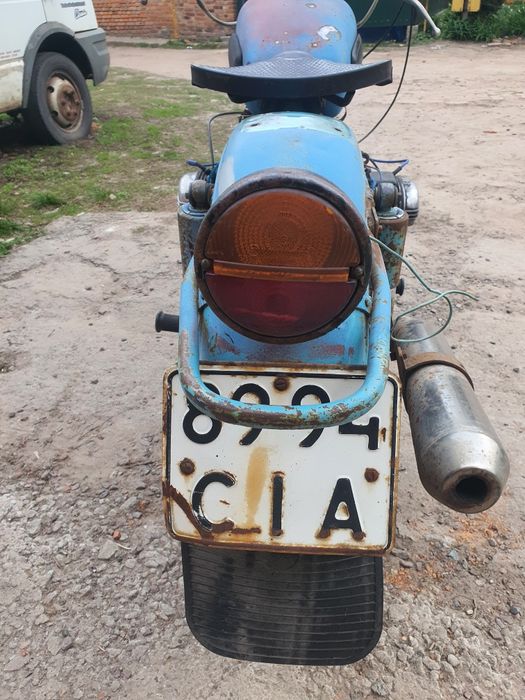 Мотоцикл Урал с коляской.