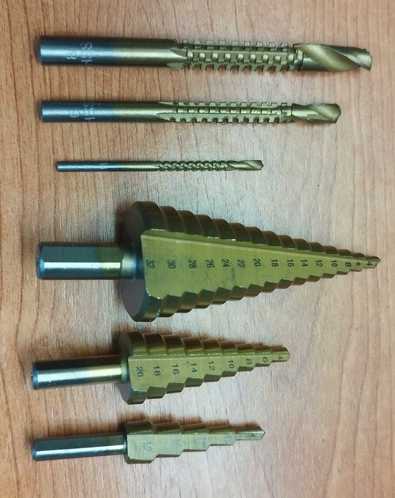 Conjunto de chaves conicas novas