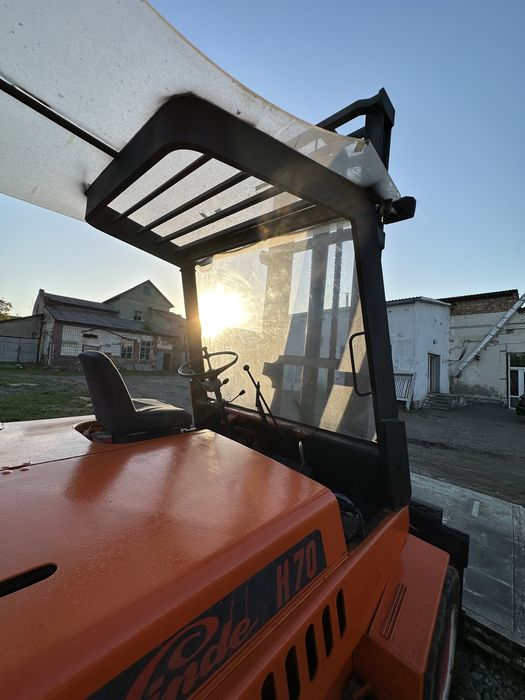 LINDE H70D кара, підйомник 7 тонн