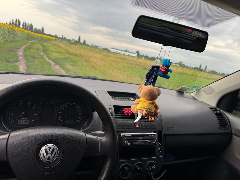 Автомобіль Volkswagen polo