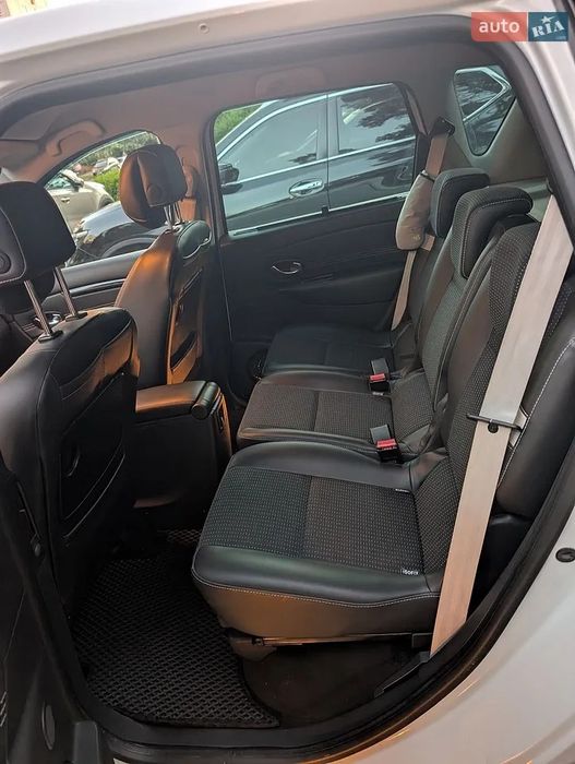 Продам Renault Scenic