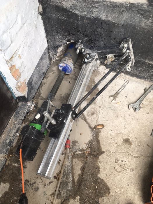 Обслуговування та ремонт свердловин, і буріння