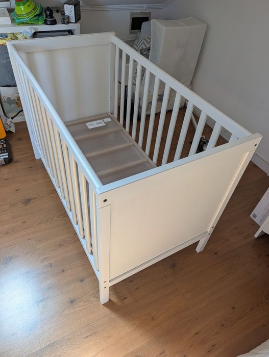 Berço Sundvik IKEA - Ótimo Estado