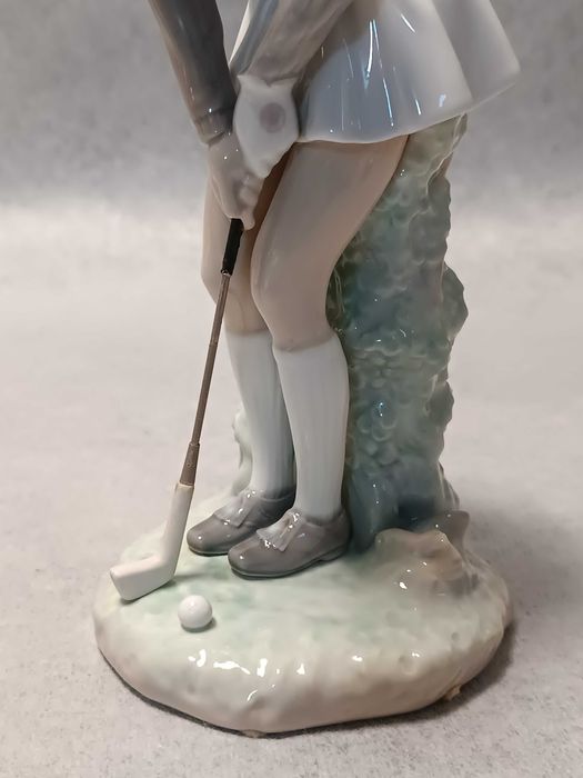 LLADRO #4851 Lady Golfer Dziewczyna grająca w golf Hiszpania