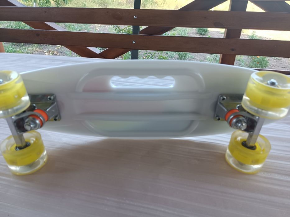 Скейт, пеніборд, скейтборд