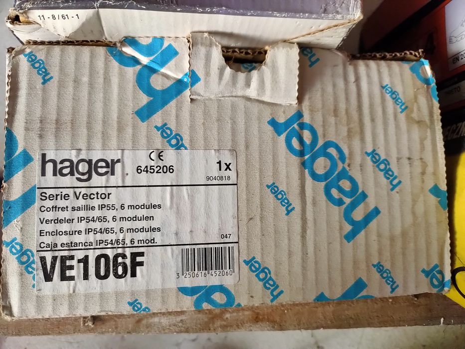 Caixa estanque IP54/65, 6 módulos