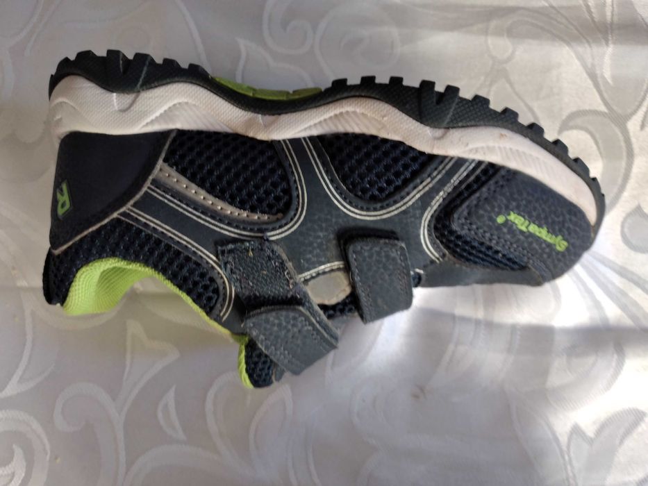 Richter BUTY SPORTOWE dziecięce R28 oddychające