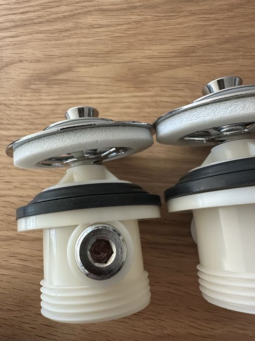 Duas peças para canalizações
